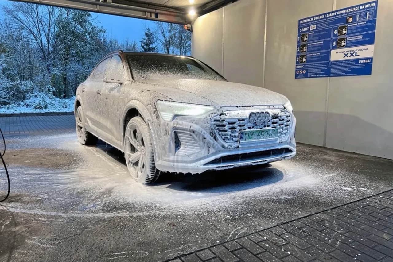 Myjnia bezdotykowa: Perfekcyjne mycie auta uniknij tych błędów!