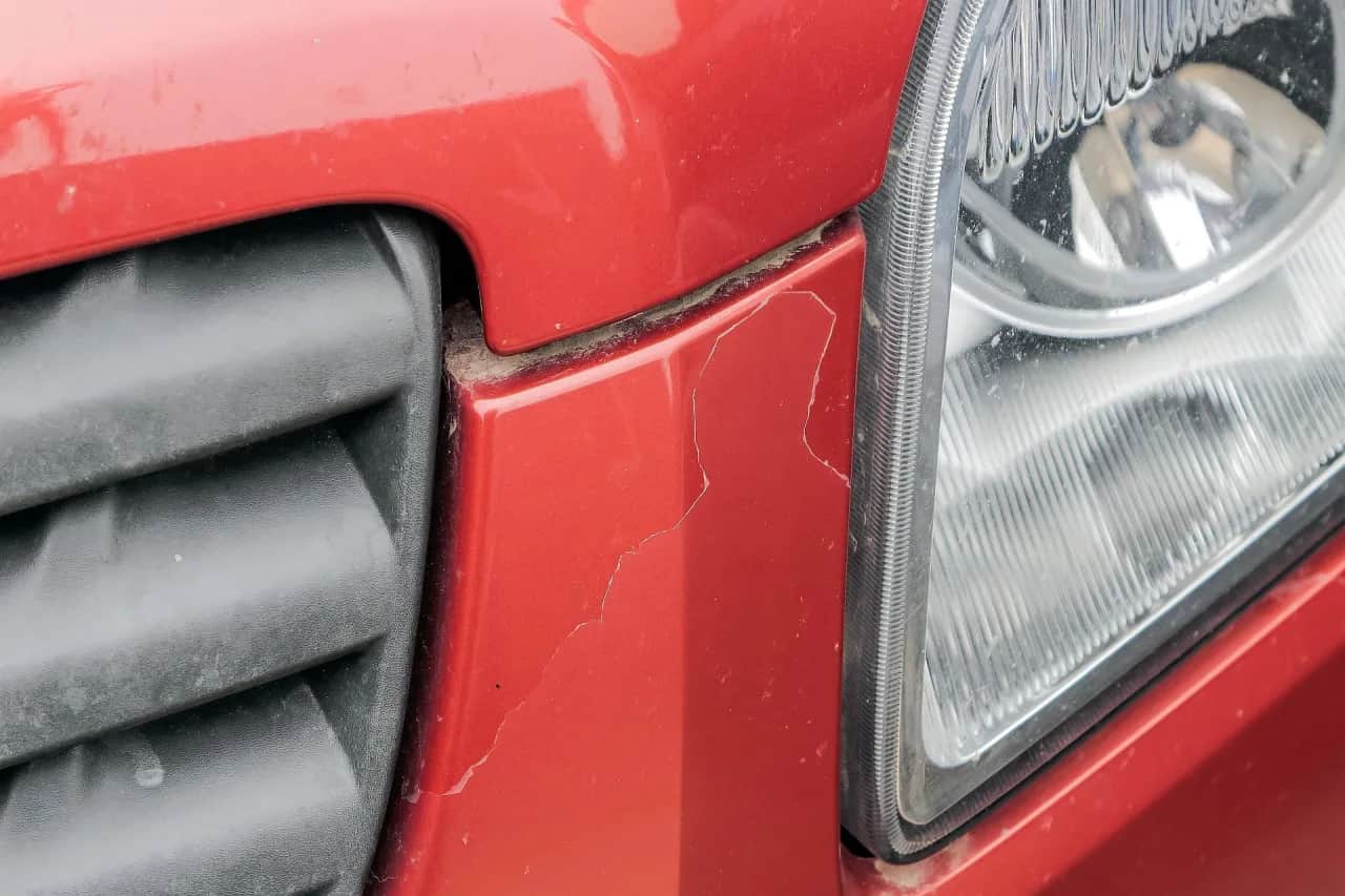 Lakierowanie samochodu: Ceny, czynniki, jak nie przepłacić?