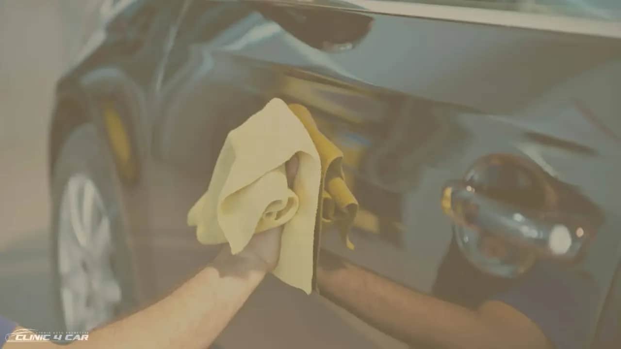 Wosk samochodowy: Jak wybrać idealny dla Twojego auta?