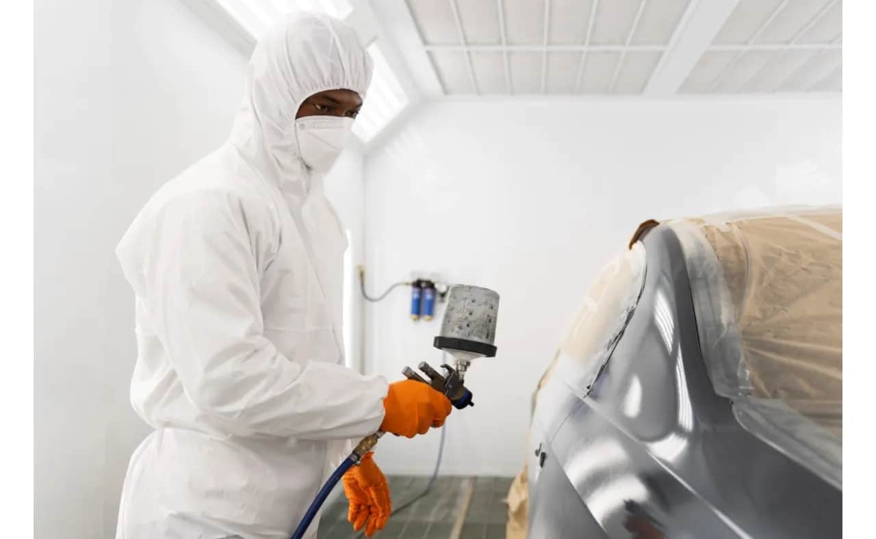 Jak sprawdzić kod lakieru samochodu? Znajdź go i uniknij pomyłek!